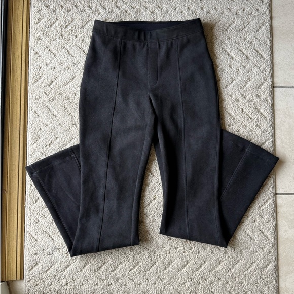 ✨ SPANX Black Faux Suede Flare Pants - Sculpting Pull-On Fit (Size Sm/Reg) ✨ - Picture 7 of 7